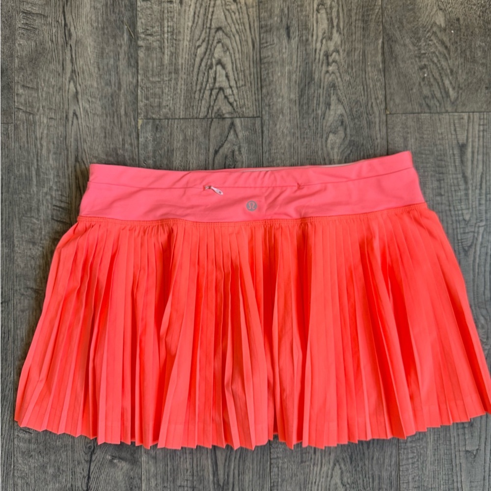 Lululemon Pleat To Street Skirt II- Grapefruit- Size 8 - Picture 10 of 10